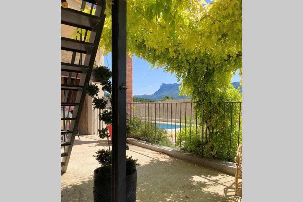 Les Lauriers D'Aimee Pour 4 Pers Apartment Mirabel-et-Blacons Exterior photo